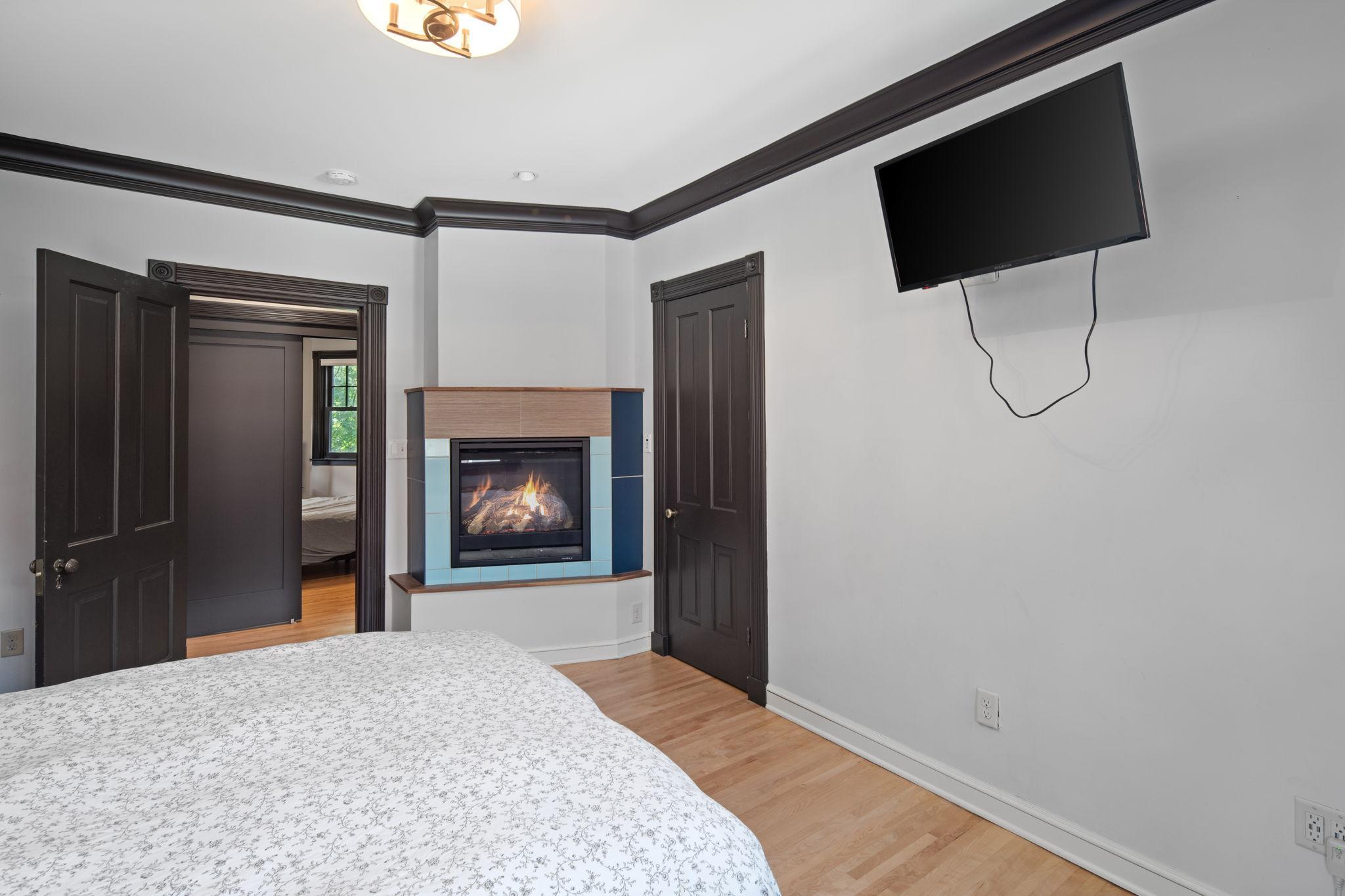 763-Cherokee-Ave-St-Paul-Whitney-Delmonico-Bedroom4-fireplace.jpeg