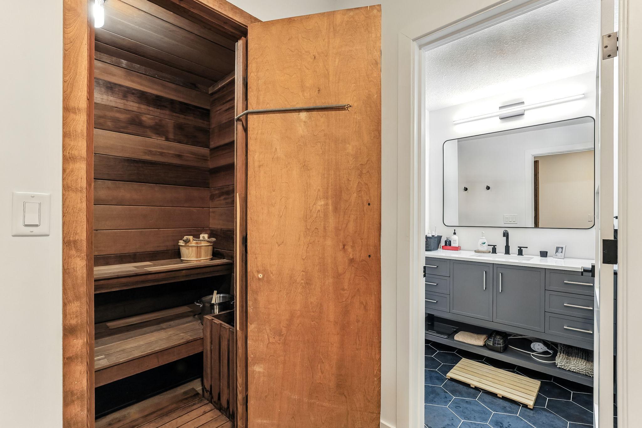35-web-or-mls-3-Crescent-St-35.jpg