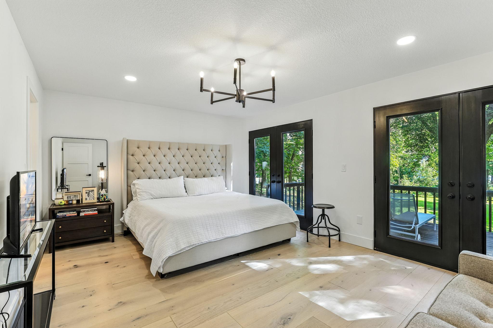 18-web-or-mls-3-Crescent-St-18.jpg