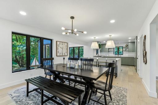 3 Crescent St, Wayzata, MN 55391