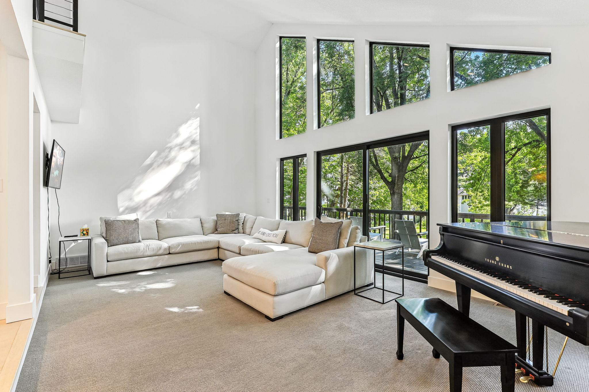 14-web-or-mls-3-Crescent-St-14.jpg