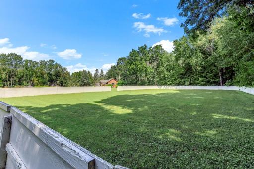 3 Crescent St, Wayzata, MN 55391