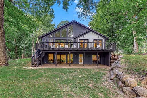 3 Crescent St, Wayzata, MN 55391