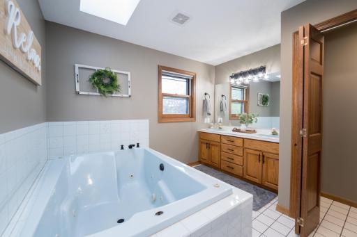 1501 Grover Road, Eau Claire, WI 54701