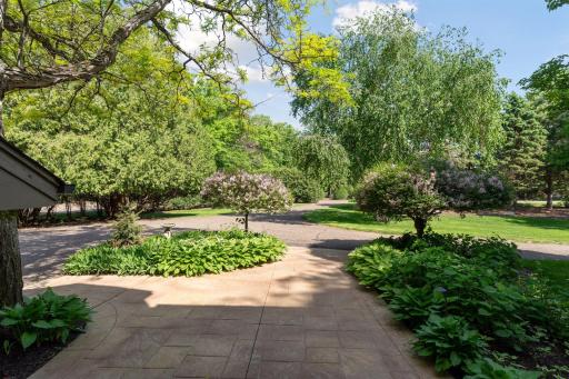 1200 Ferndale Road N, Minneapolis, MN 55447