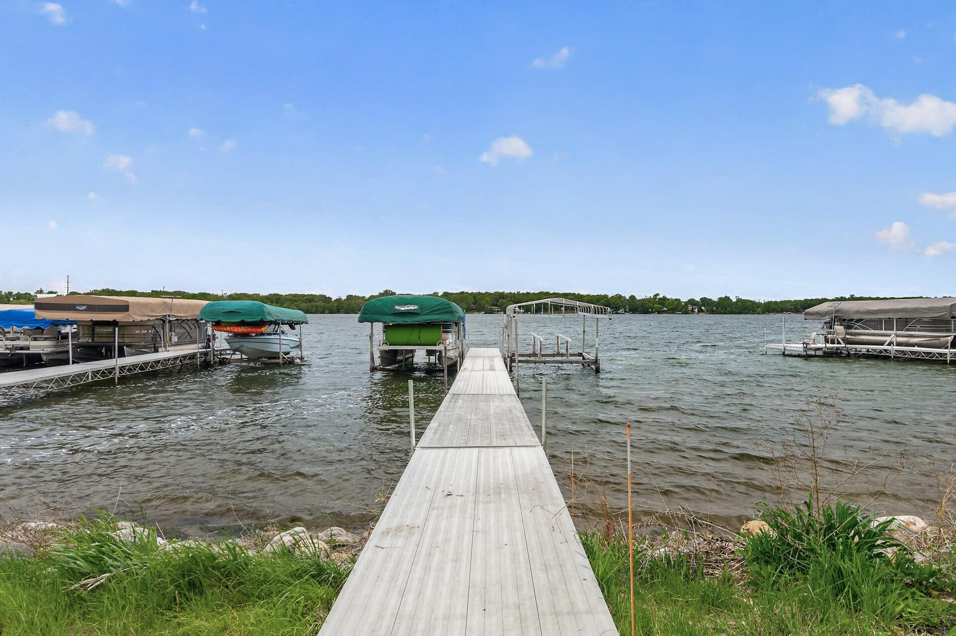 48_214_Cedar_Lake48_mls.jpg