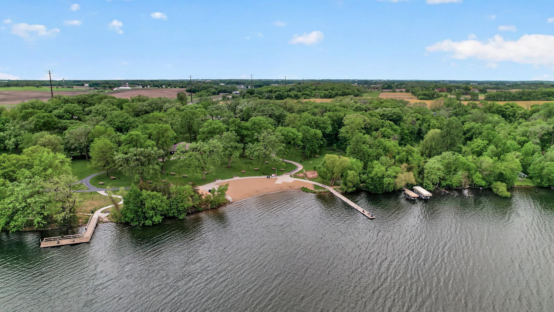 58_214_Cedar_Lake58_mls.jpg