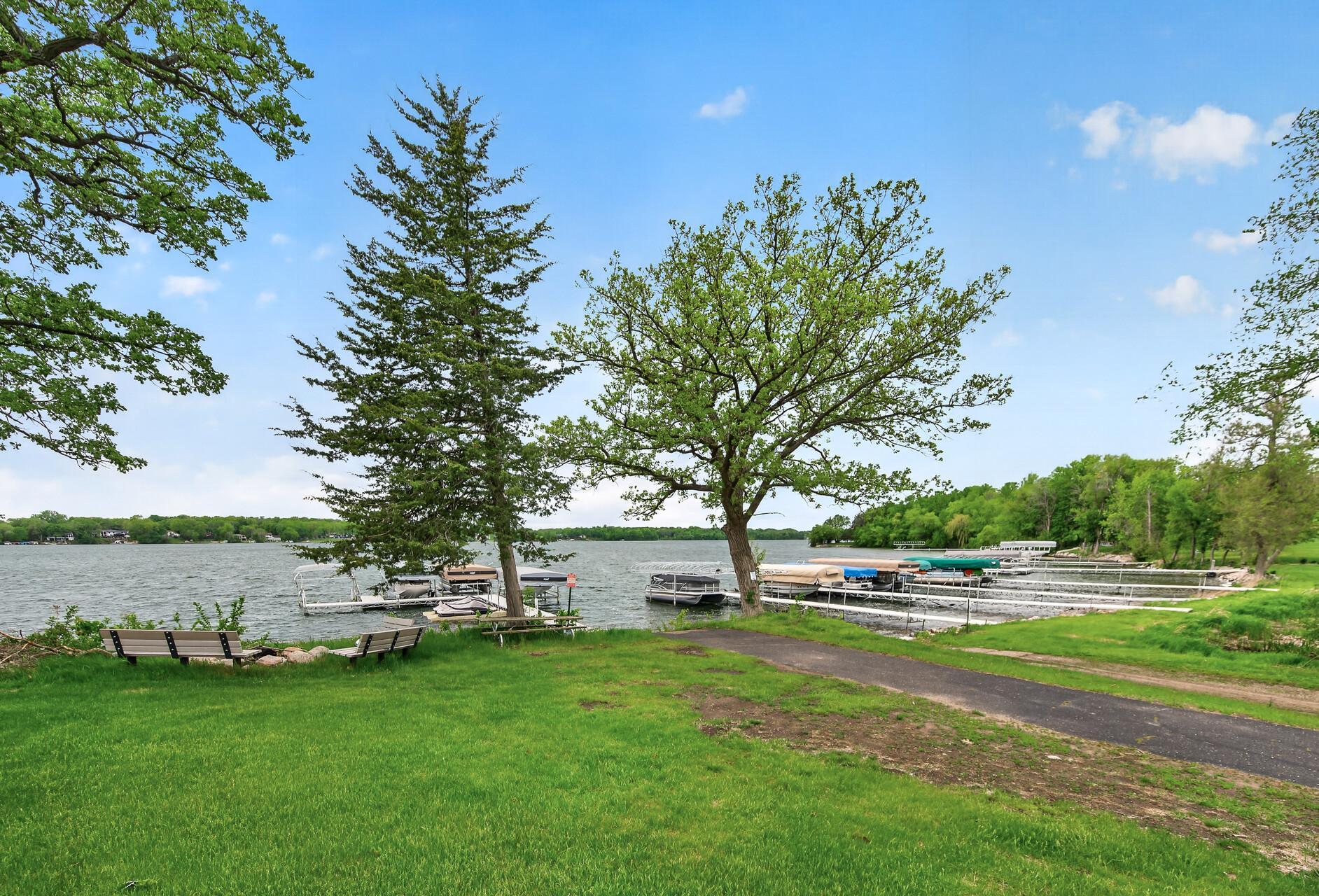 51_214_Cedar_Lake51_mls.jpg