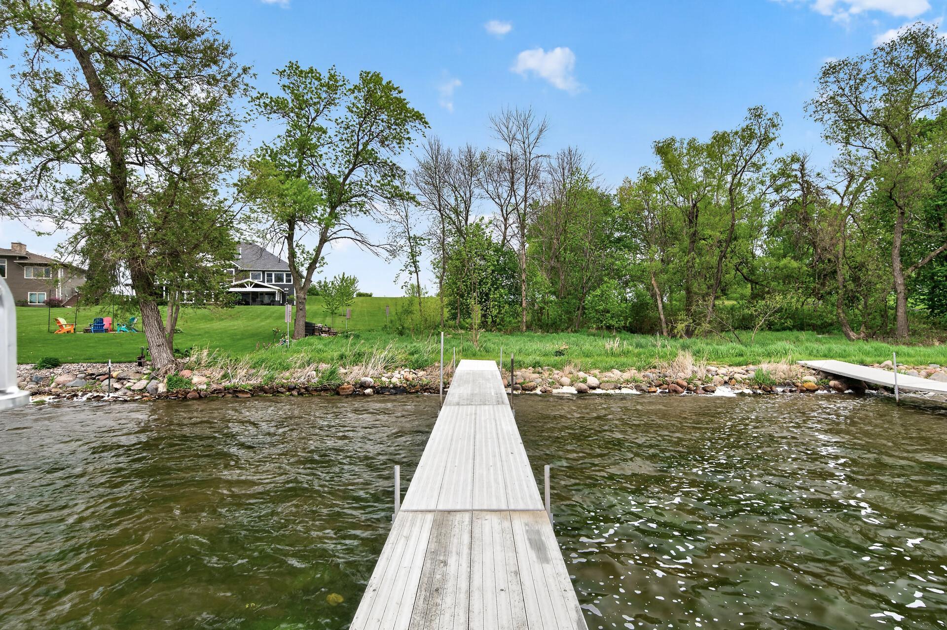 49_214_Cedar_Lake49_mls.jpg