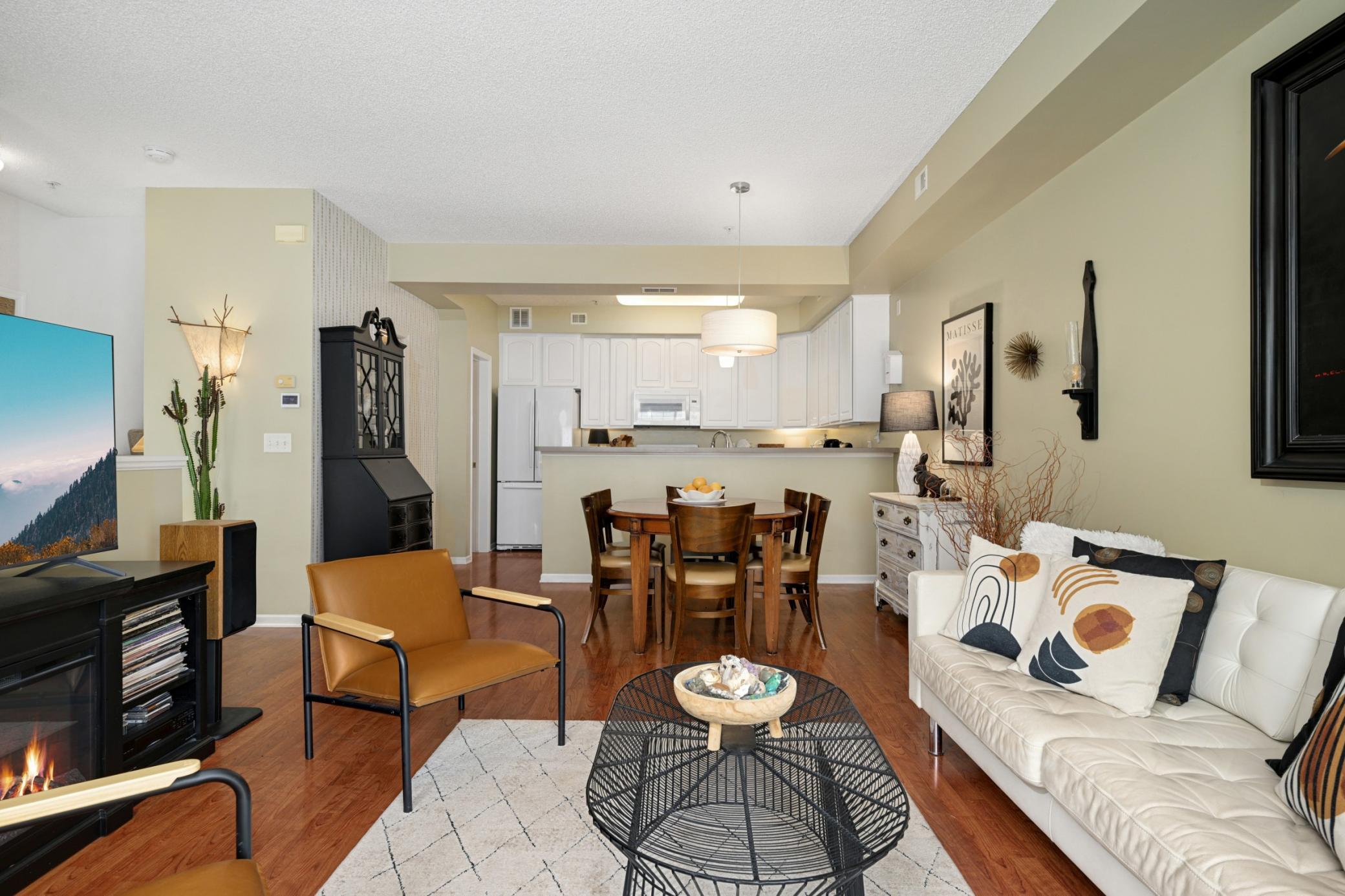 Enjoy a fabulous flow - kitchen has a peninsula that is open to the dining & living room.