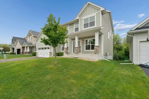 1202 Rosemary Lane, Chaska, MN 55318