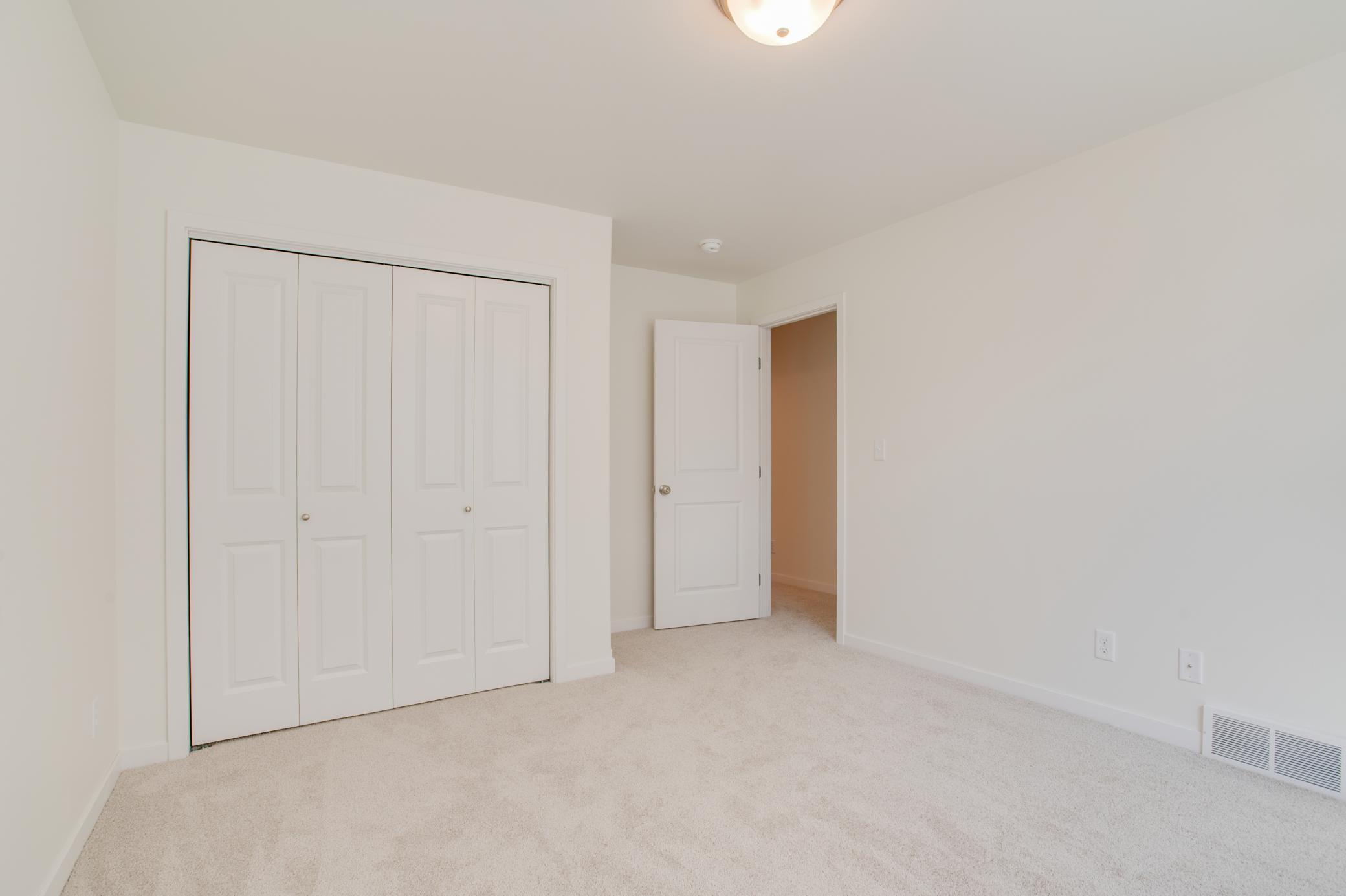 6669_BELDING_DRIVE_STAGED-30.jpg