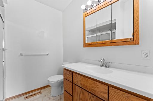 170 6th Lane NE, Oronoco, MN 55960