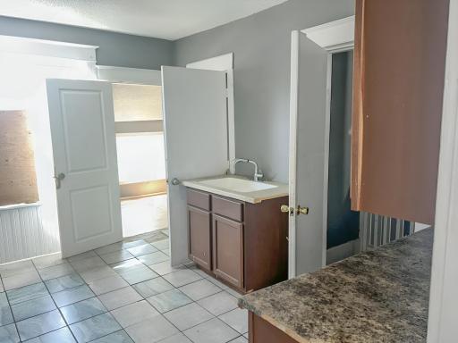686 Sherburne Avenue, Saint Paul, MN 55104