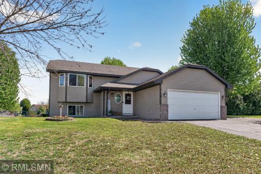 6124 258th Street, Wyoming, MN 55092