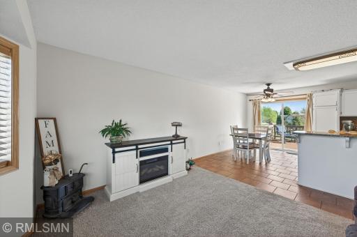 6124 258th Street, Wyoming, MN 55092