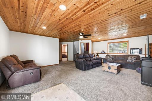 6124 258th Street, Wyoming, MN 55092