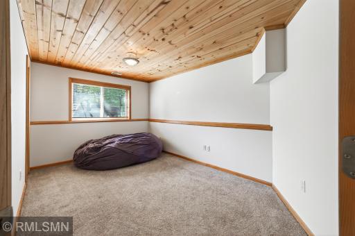 6124 258th Street, Wyoming, MN 55092