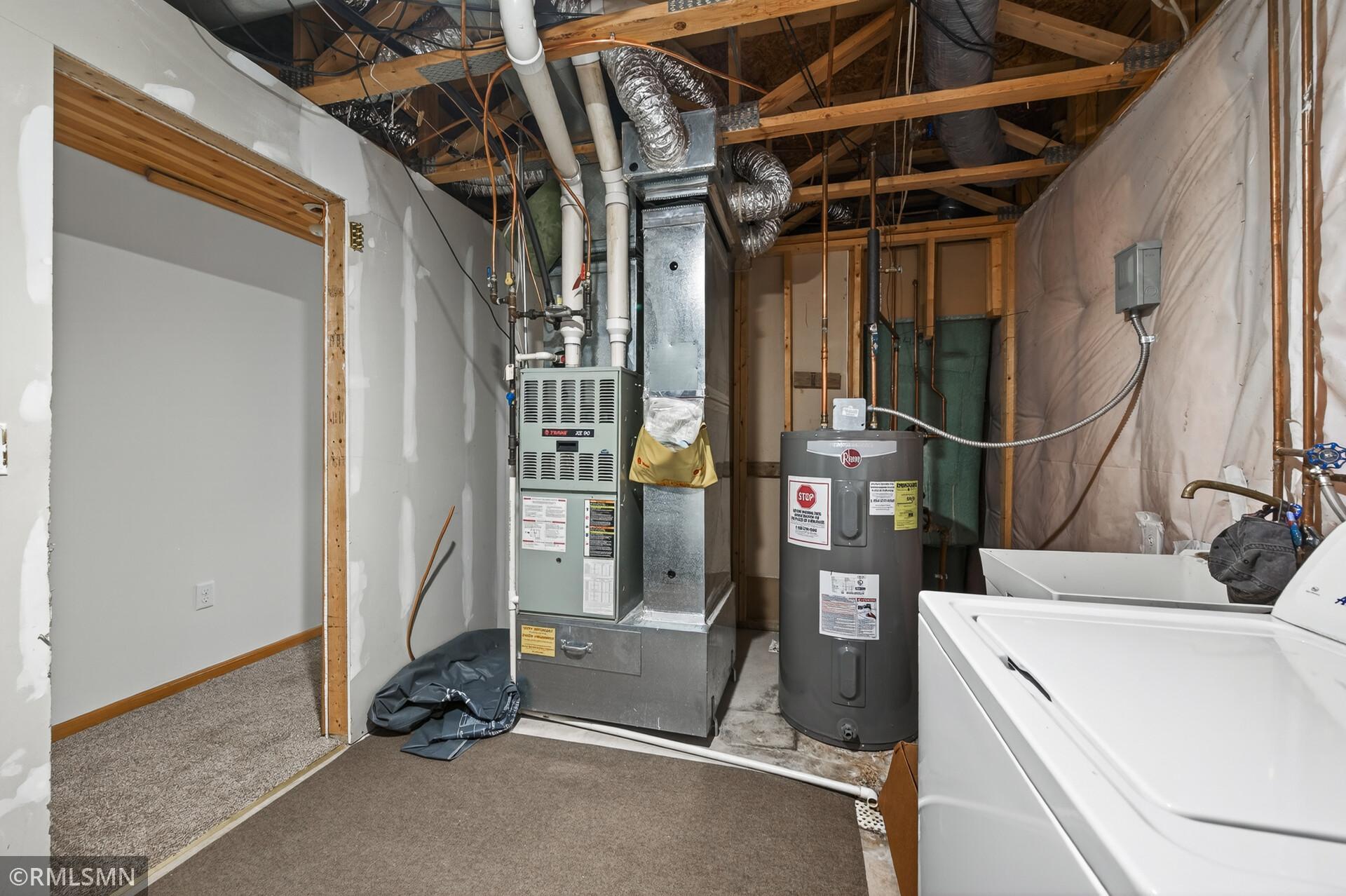 34_6124_258th34_mls.jpg