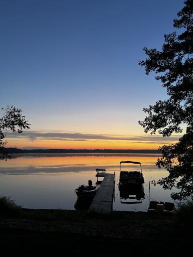 Crystal-clear waters, breathtaking sunrises, and peaceful surroundings create the ultimate Minnesota lake retreat.