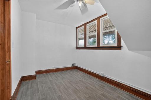 1423 N 2nd Street, Mankato, MN 56001