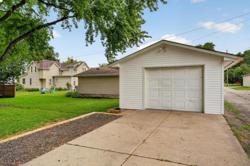 1423 N 2nd Street, Mankato, MN 56001