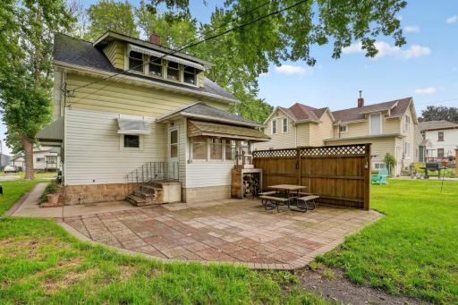 1423 N 2nd Street, Mankato, MN 56001