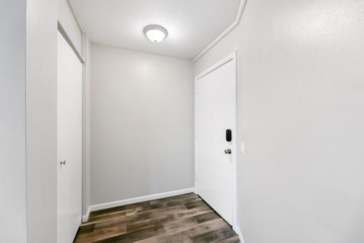 9143 Highway 55, 305, Minneapolis, MN 55427