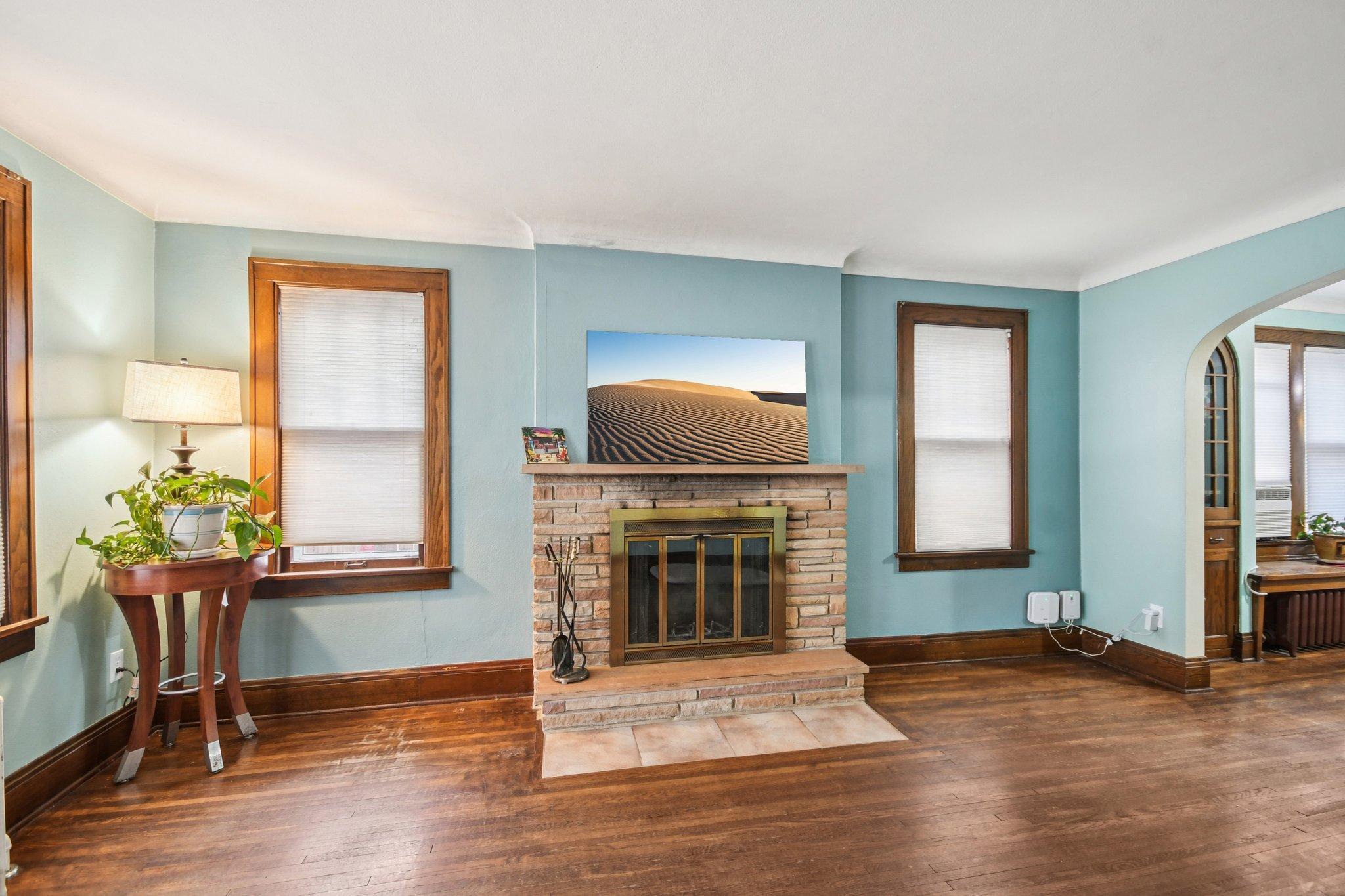 9-web-or-mls-Clear Ave-S1002-009.jpg