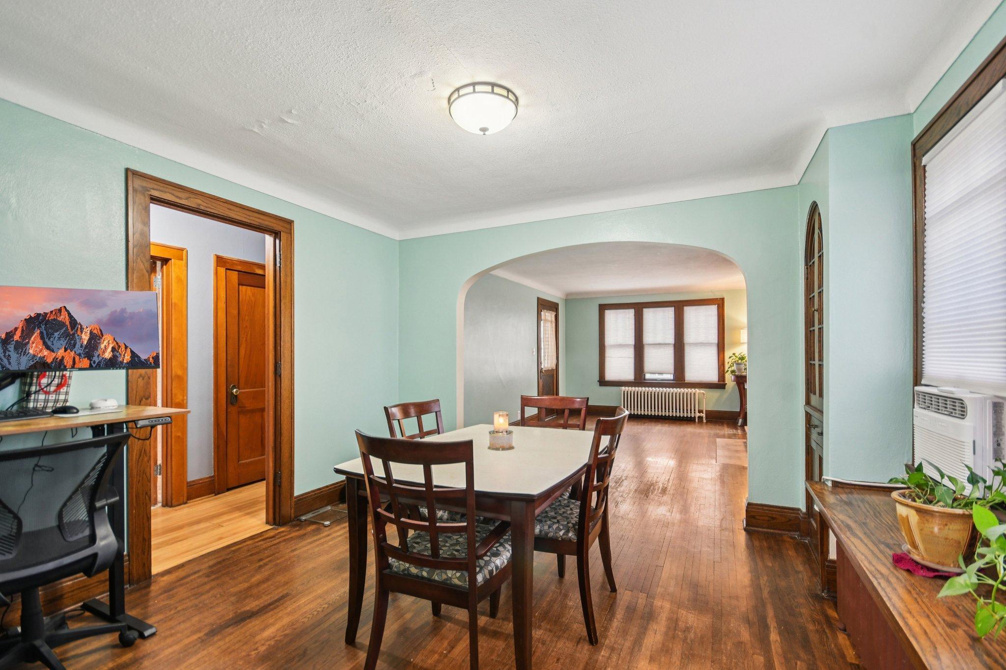 10-web-or-mls-Clear Ave-S1002-010.jpg