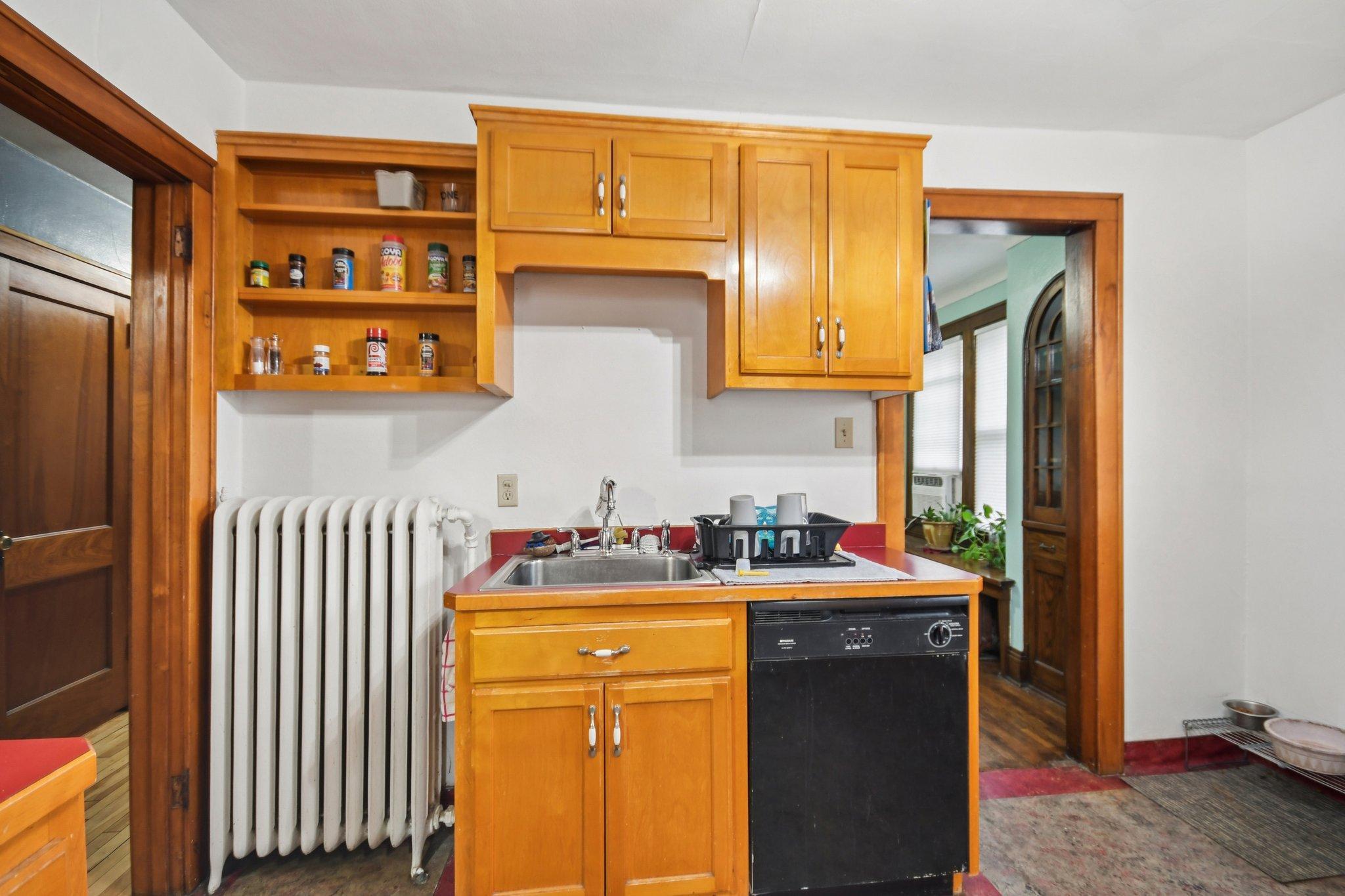 17-web-or-mls-Clear Ave-S1002-017.jpg
