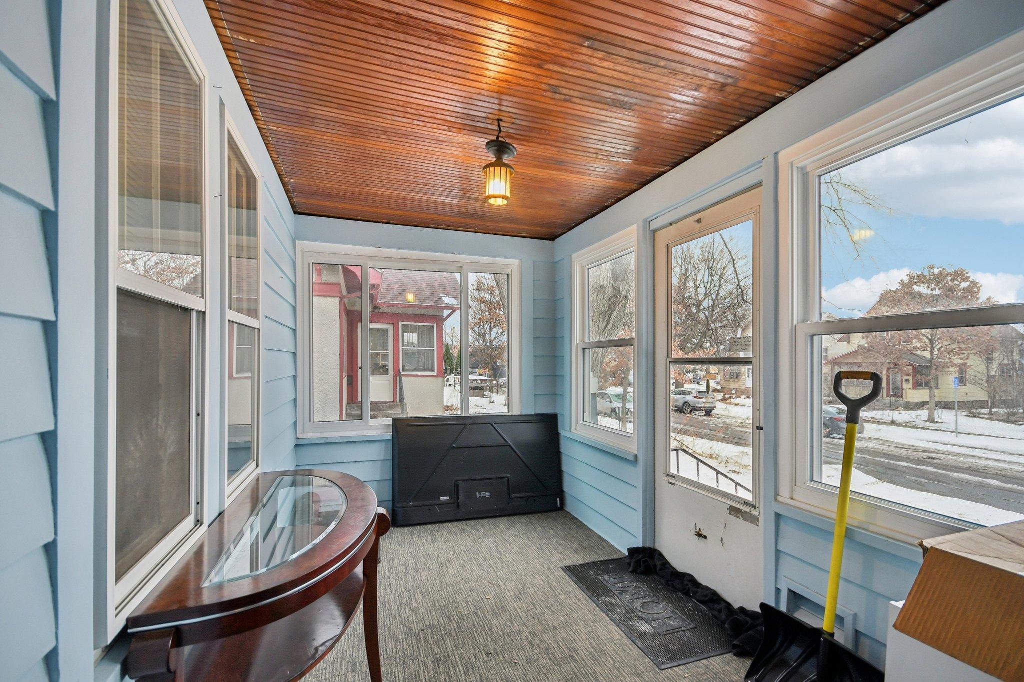 54-web-or-mls-Clear Ave-S1002-054.jpg
