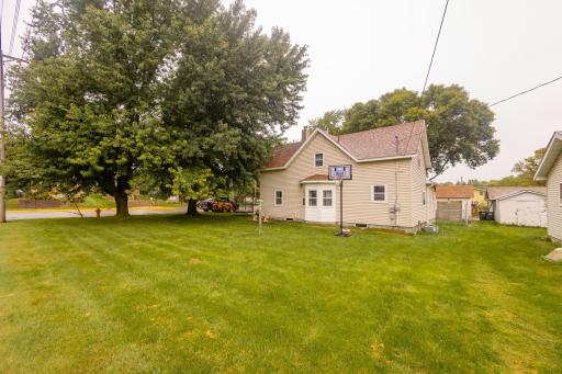 317 3rd Avenue W, Osakis, MN 56360