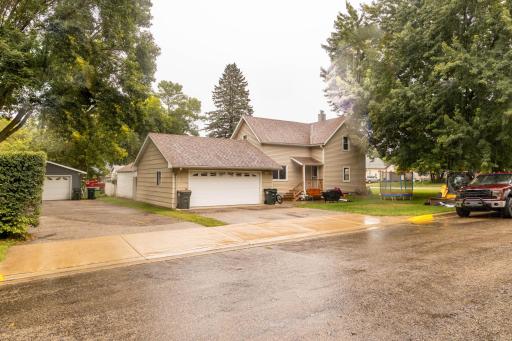 317 3rd Avenue W, Osakis, MN 56360