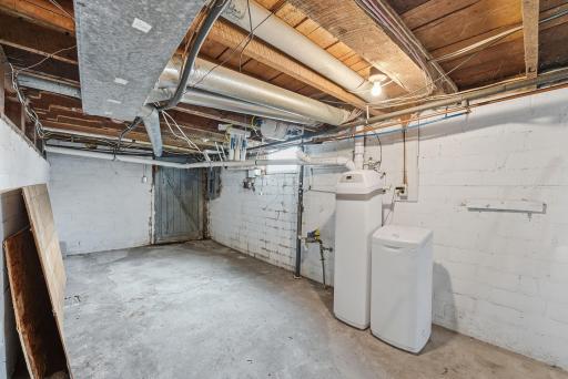 317 3rd Avenue W, Osakis, MN 56360