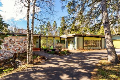 3815 Greysolon Road, Duluth, MN 55804