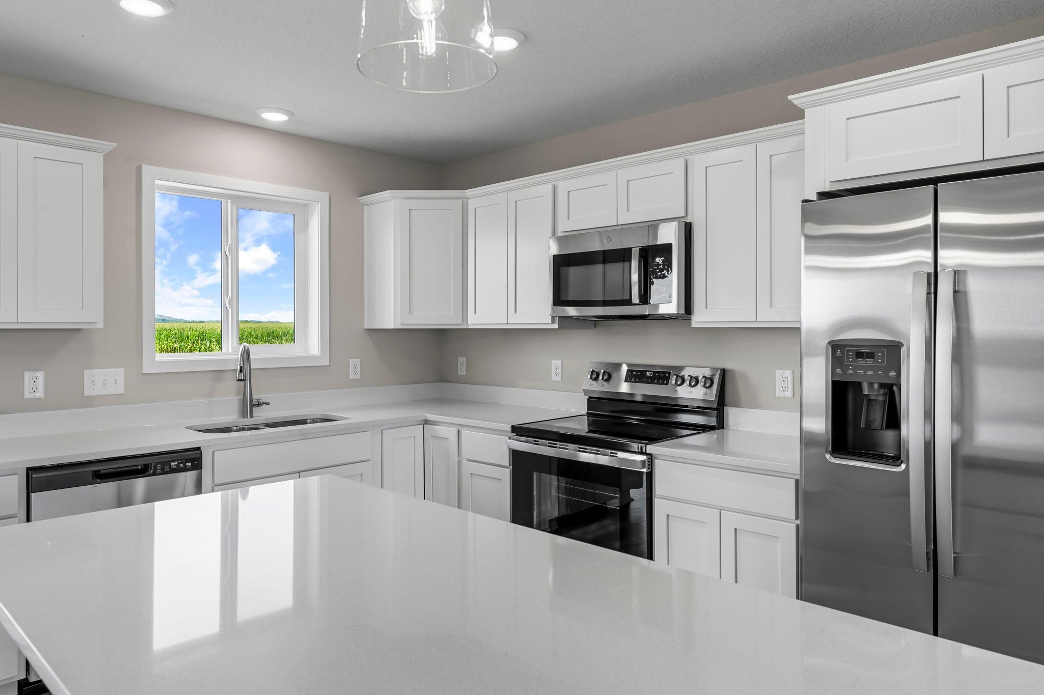22-web-or-mls-457 Delta Queen Ave-90.jpg