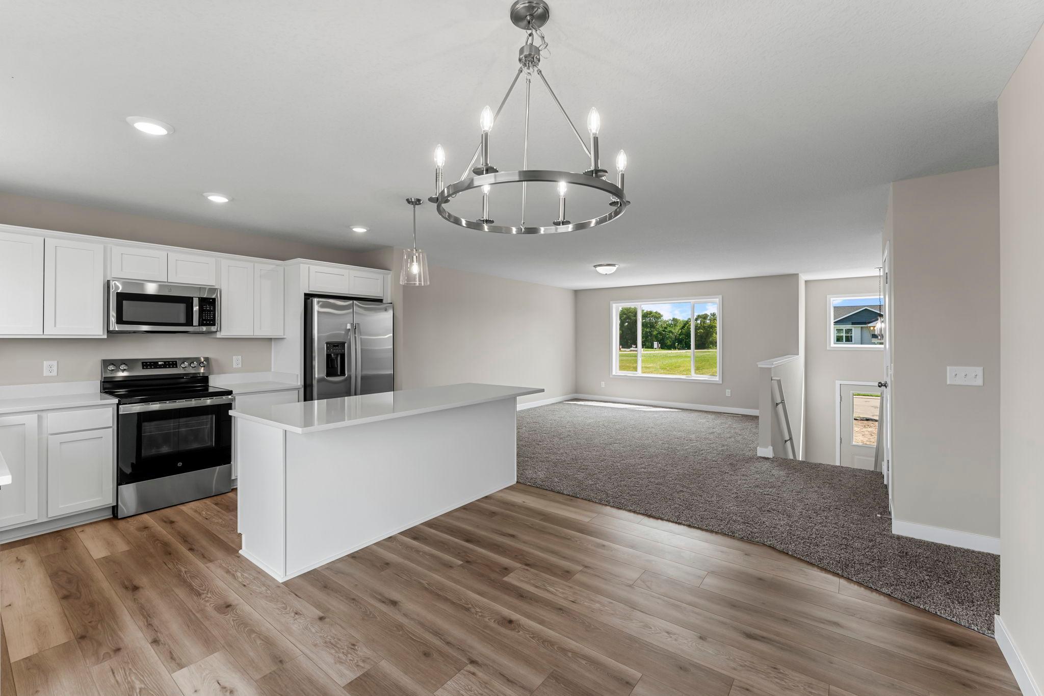 25-web-or-mls-457 Delta Queen Ave-98.jpg