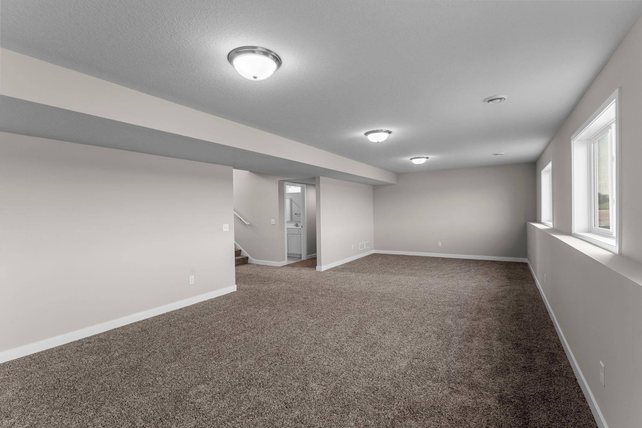 53-web-or-mls-457 Delta Queen Ave-185.jpg
