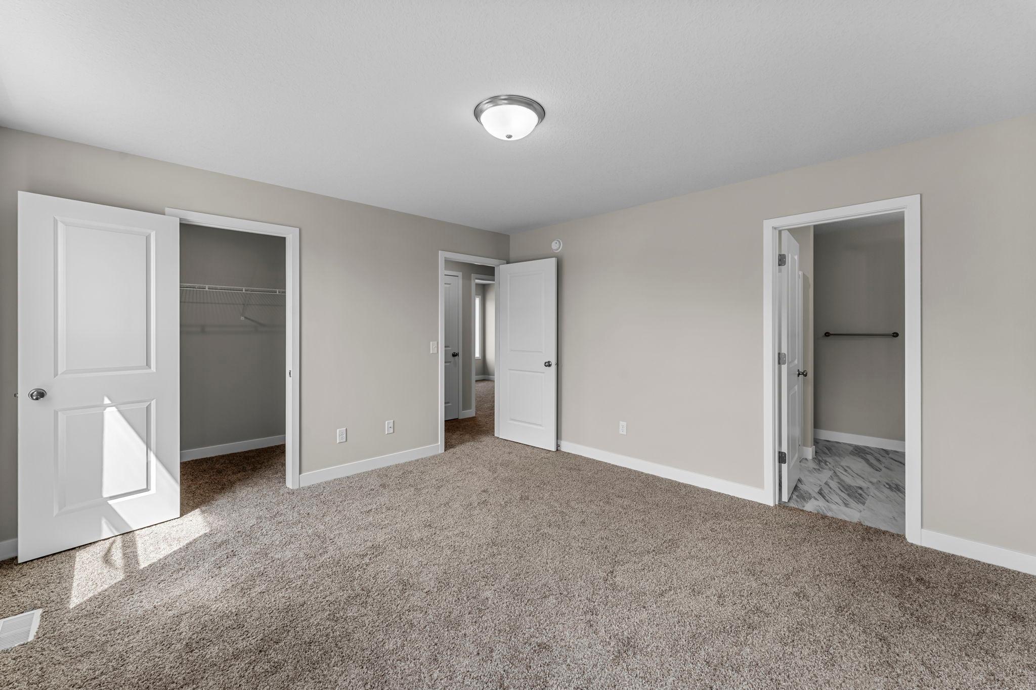 38-web-or-mls-457 Delta Queen Ave-135.jpg