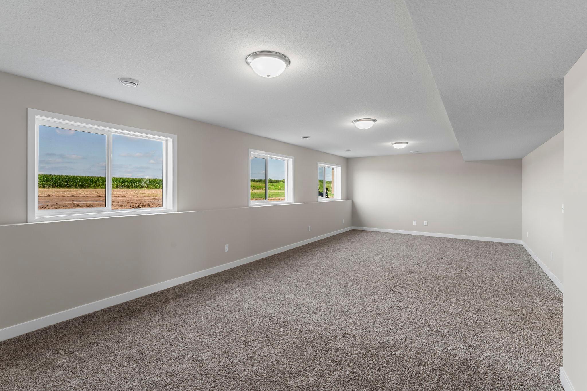 50-web-or-mls-457 Delta Queen Ave-177.jpg