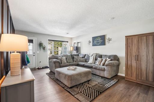 10-web-or-mls-1166- 100th Dr NE unit a-S1605-010.jpg