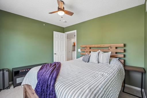 32-web-or-mls-1166- 100th Dr NE unit a-S1605-032.jpg