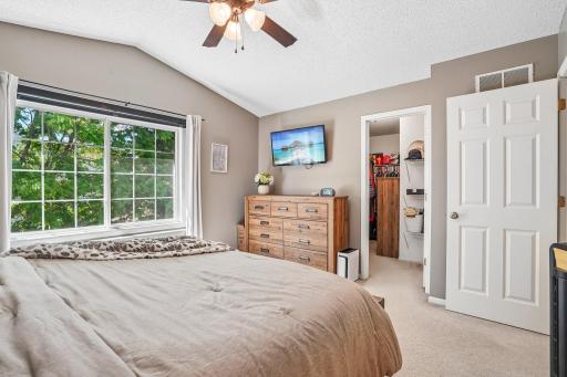 25-web-or-mls-1166- 100th Dr NE unit a-S1605-025.jpg