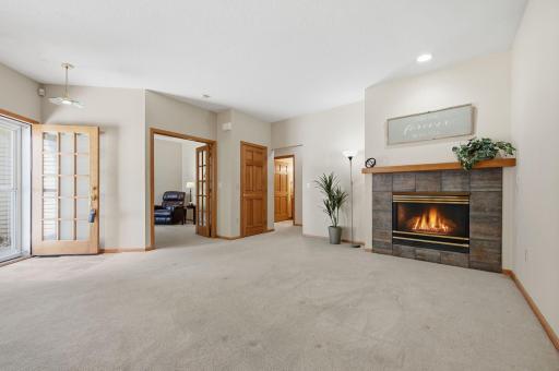 From this viewpoint, from left to right-- front door entry, french doors to den, coat closet and hallway to the bedrooms and baths.