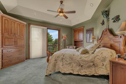 Private owner's suite situated on the main floor.