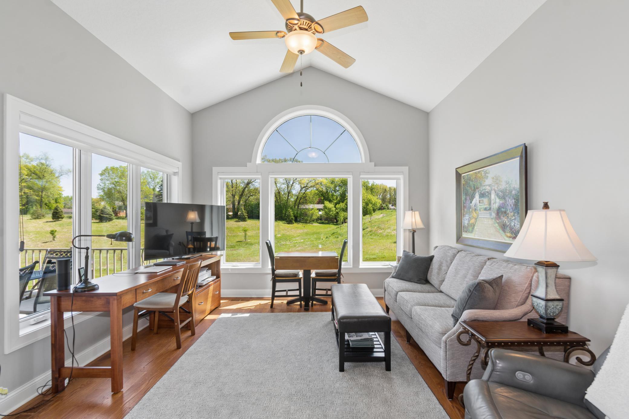 Sunroom.jpg