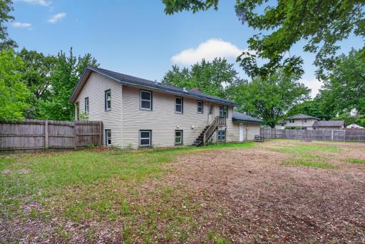 7856 Florida Circle N, Minneapolis, MN 55445