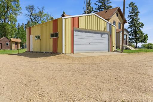45748 State Highway 111, Nicollet, MN 56074