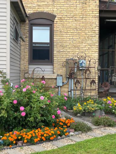 Beautiful gardens and flowers throughout the property